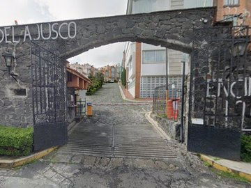 ¡Bonita casa en condominio! Cesión inmediata