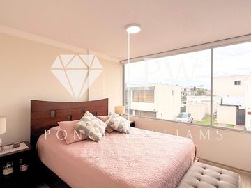 CASA EN TUMBACO EN VENTA, CON SEGURIDAD PRESENCIAL