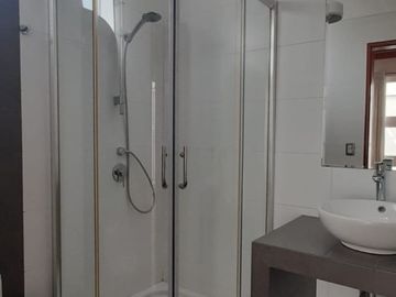 ALQUILER EXCLUSIVO DUPLEX DE LUJO DE 4 DORMITORIOS EN CHACARILLA DEL  ESTANQUE
