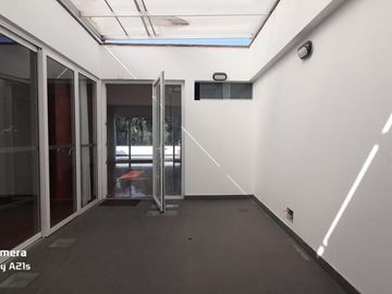 ALQUILER EXCLUSIVO DUPLEX DE LUJO DE 4 DORMITORIOS EN CHACARILLA DEL  ESTANQUE