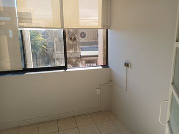 Tu Clínica Dental en el Corazón de Valparaíso – ¡Espacio listo para trabajar!