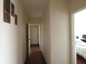Departamento Edificio Prales , frente plaza Republica 5.630 UF
