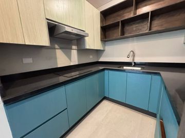 HERMOSO DEPARTAMENTO EN EDIFICIO BOREAL EN VENTA/ VALLE ORIENTE