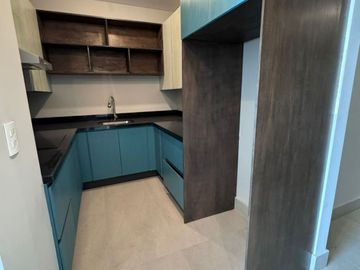 HERMOSO DEPARTAMENTO EN EDIFICIO BOREAL EN VENTA/ VALLE ORIENTE