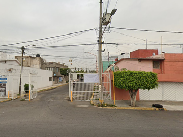 Casa de oportunidad en Valle del Segre 47, Valle de Aragon 3ra Secc., Ecatepec de Morelos ✨🏡