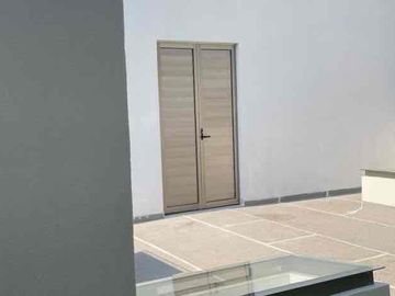 CASA EN VENTA EN LOMA ALTA TRES MARIAS