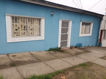 Una Gran Inversión en Barrio Recreo, Dos Accesos, Dos Hogares,