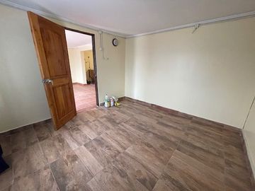 VENDO CASA 3D y  1B AVDA MAPOCHO COMUNA DE CERRO NAVIA
