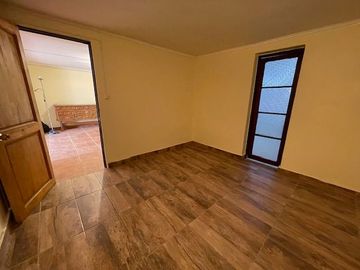 VENDO CASA 3D y  1B AVDA MAPOCHO COMUNA DE CERRO NAVIA