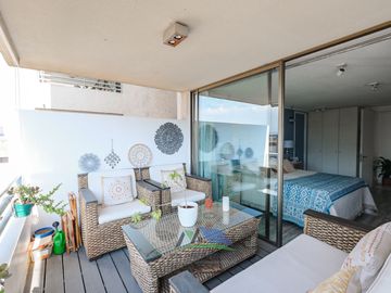 Rebajado!! Amplio Departamento Con Vista Despajada - Cocina Remodelada 4d+4b
