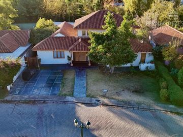 LOS ANDES - VENDE CASA 4D 5B 3E PSICINA - COND. EL ENCANTO