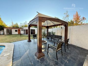 LOS ANDES - VENDE CASA 4D 5B 3E PSICINA - COND. EL ENCANTO