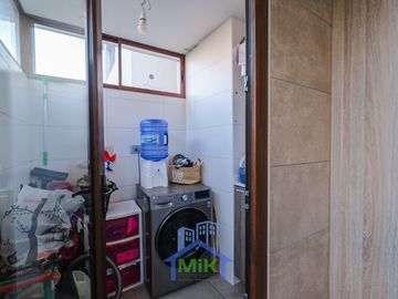 Venta Bajo Precio Tasación Colegio Sek 3d3b+ Sala De Estar