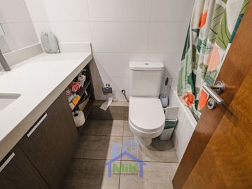 Venta Bajo Precio Tasación Colegio Sek 3d3b+ Sala De Estar