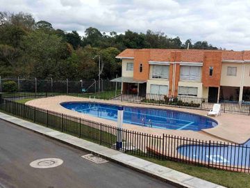 En venta casa Condominio CampoAragon