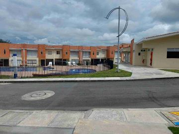 En venta casa Condominio CampoAragon