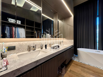 LUJOSO PH COMPLETAMENTE REMODELADO EN RESERVA ESCONDIDA EN VENTA