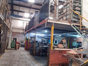 VENDO BODEGA AREA 666 M2  ACOPI YUMBO