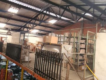 VENDO BODEGA AREA 666 M2  ACOPI YUMBO