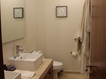 Esplendido Departamento de 2 Pisos con Terraza en Polanco.