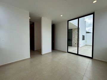 RESIDENCIA EN VENTA EN PRIVADA PARQUE NATURA CHOLUL