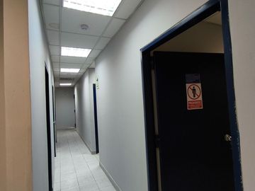 Se Vende Local Comercial En Esquina En Zona Altamente Comercial De Sjl