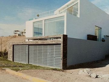 CASA DE PLAYA EN VENTA US$ 380,000, PLAYA PALMERAS KM 123.5 PAN SUR