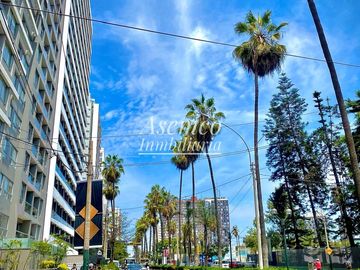 ¡Bajo de Precio! Venta de Moderno Dúplex en Barranco – Vista al Mar –