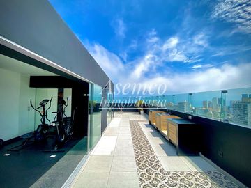 ¡Bajo de Precio! Venta de Moderno Dúplex en Barranco – Vista al Mar –
