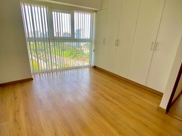 ¡Bajo de Precio! Venta de Moderno Dúplex en Barranco – Vista al Mar –