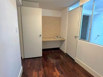Venta de Amplio Departamento