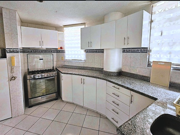 DEPARTAMENTO EN VENTA URB LAS GARDENIAS US$ 154,000, SANTIAGO DE SURCO