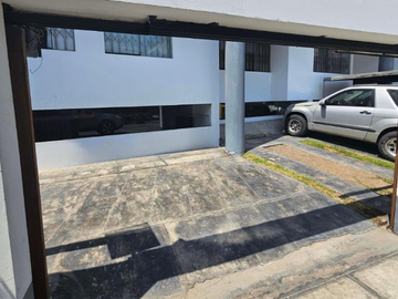 DEPARTAMENTO EN VENTA URB LAS GARDENIAS US$ 154,000, SANTIAGO DE SURCO