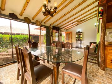 Casa De Campo En Venta en Mala