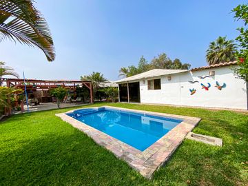 Casa De Campo En Venta en Mala