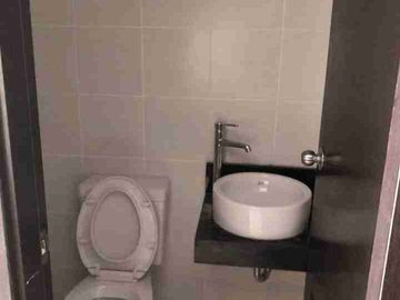 Studio RFO Rent-To-Own Condominium in Pasig near Ortigas walking distance to Tiendesitas Mall