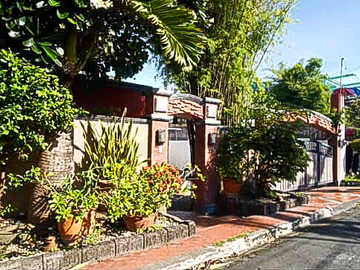House for Sale in Alabang Hills at Muntinlupa City