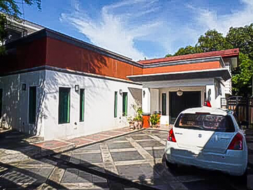 House for Sale in Alabang Hills at Muntinlupa City