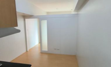1 Bedroom rent to own condo for sale in chino roces makati near greenbelt and ayala