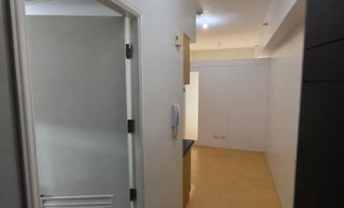 1 Bedroom rent to own condo for sale in chino roces makati near greenbelt and ayala