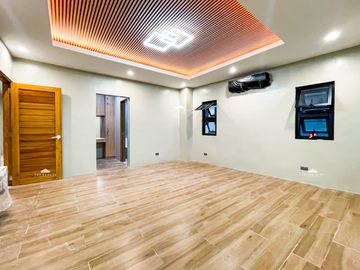 FOR SALE! Brand-New 2-Storey House with Roof Deck in 📍 Pueblo Del Sol Subdivision, Tagaytay City