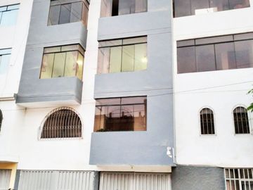 VENTA DE CASA EN ESQUINA  EN URB TRES HORIZONTES  SAN MARTIN DE PORRES