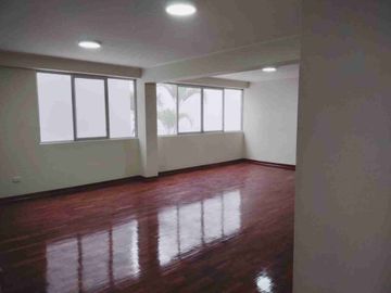 SE VENDE DEPARTAMENTO EN EL DISTRITO DE MIRAFLORES