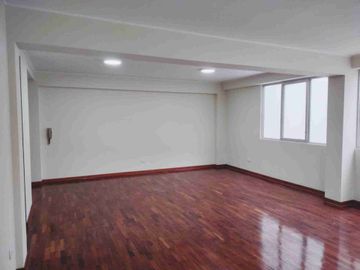 SE VENDE DEPARTAMENTO EN EL DISTRITO DE MIRAFLORES