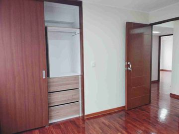 SE VENDE DEPARTAMENTO EN EL DISTRITO DE MIRAFLORES