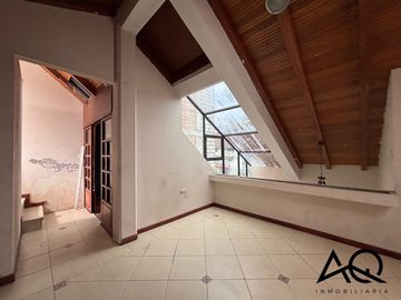 Casa comercial en venta en Av. Pío Jaramillo