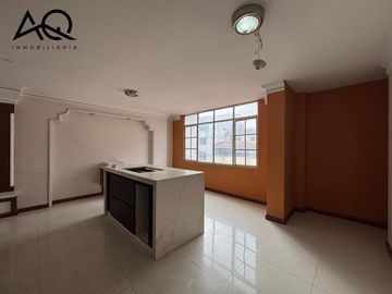 Casa comercial en venta en Av. Pío Jaramillo