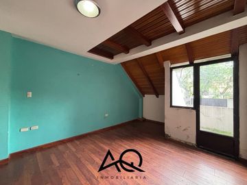 Casa comercial en venta en Av. Pío Jaramillo