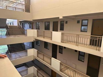The Birchwood 2BR Two Bedroom with Service Area near BGC and NAIA FOR SALE WC231