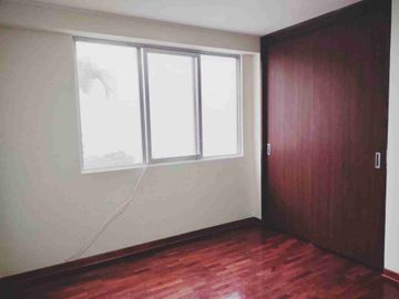 SE VENDE DEPARTAMENTO EN EL DISTRITO DE MIRAFLORES